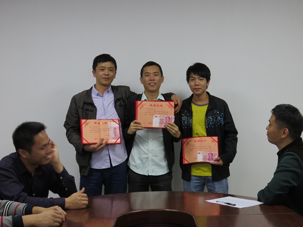 固力士 優秀員工