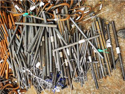 鋼筋連接套筒在廣州檢測現(xiàn)場圖